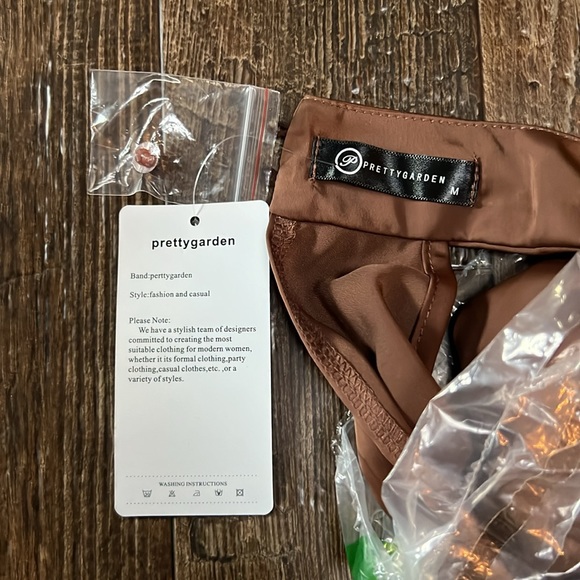 Mock Neck Cocktail Dress - Picture 4 of 4